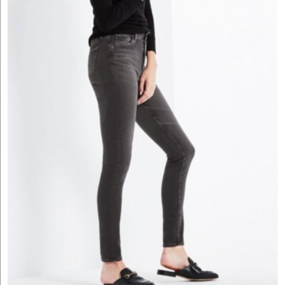AG Farrah High Rise Skinny - Picture 1 of 8
